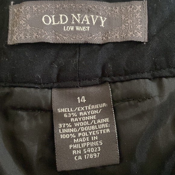 Old navy low waist shorts sz 14 nwt - Picture 2 of 5